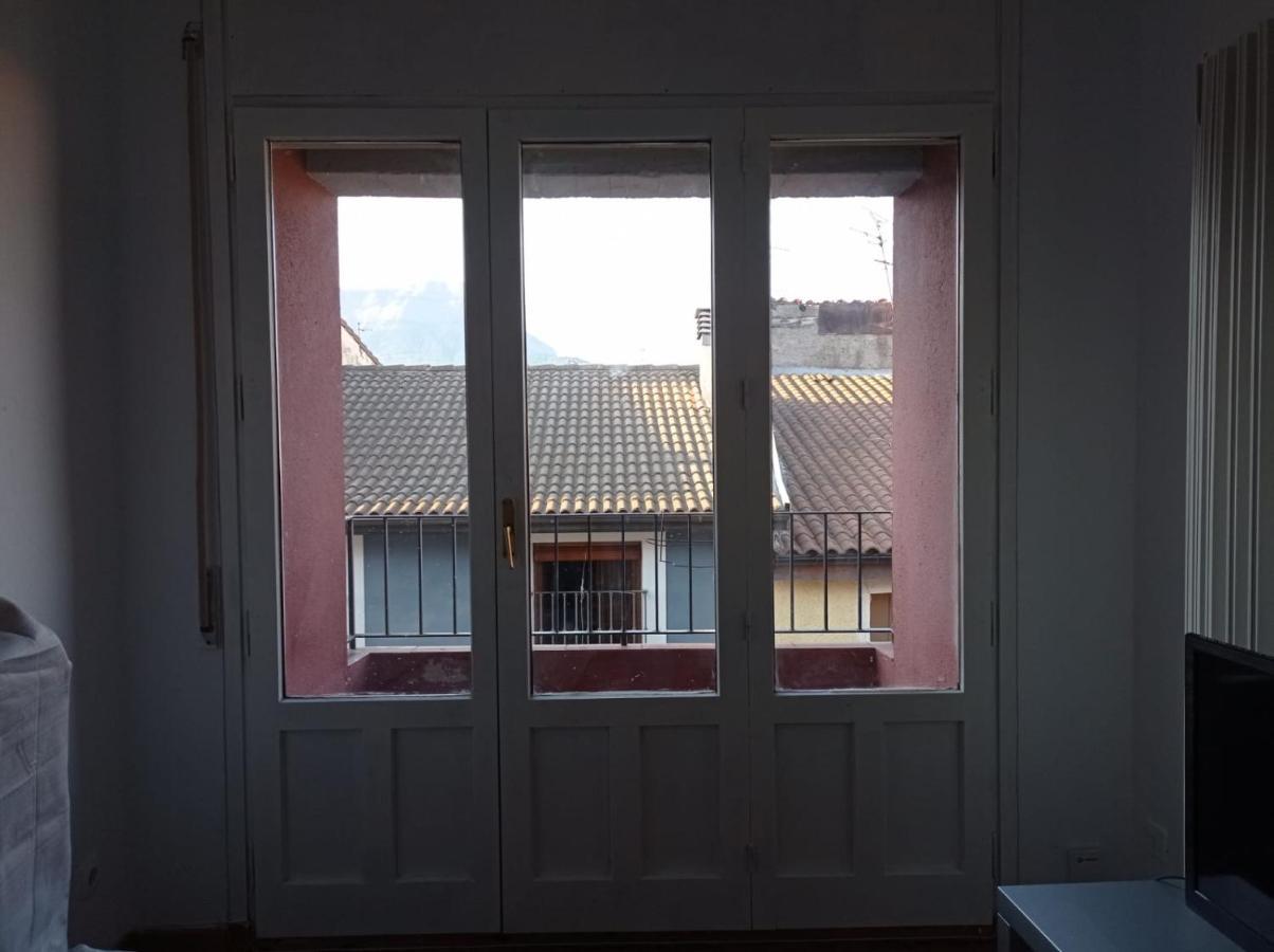 Luminoso, Centrico Y Silencioso Apartamento Jaca Eksteriør billede