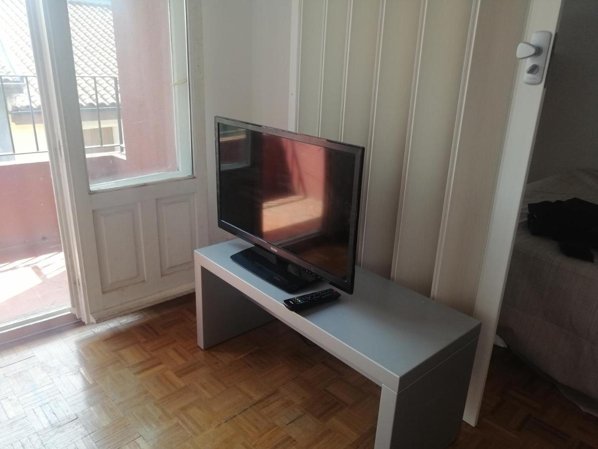 Luminoso, Centrico Y Silencioso Apartamento Jaca Eksteriør billede