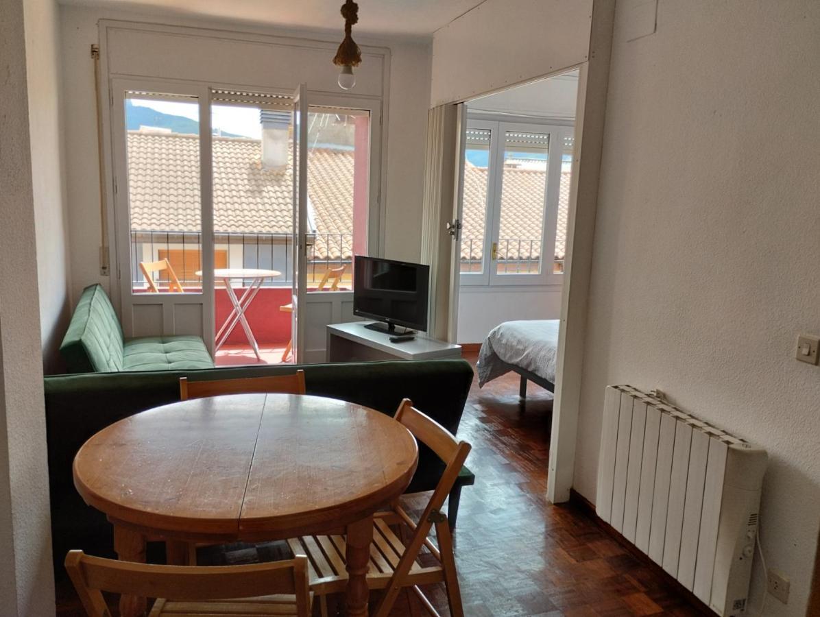 Luminoso, Centrico Y Silencioso Apartamento Jaca Eksteriør billede