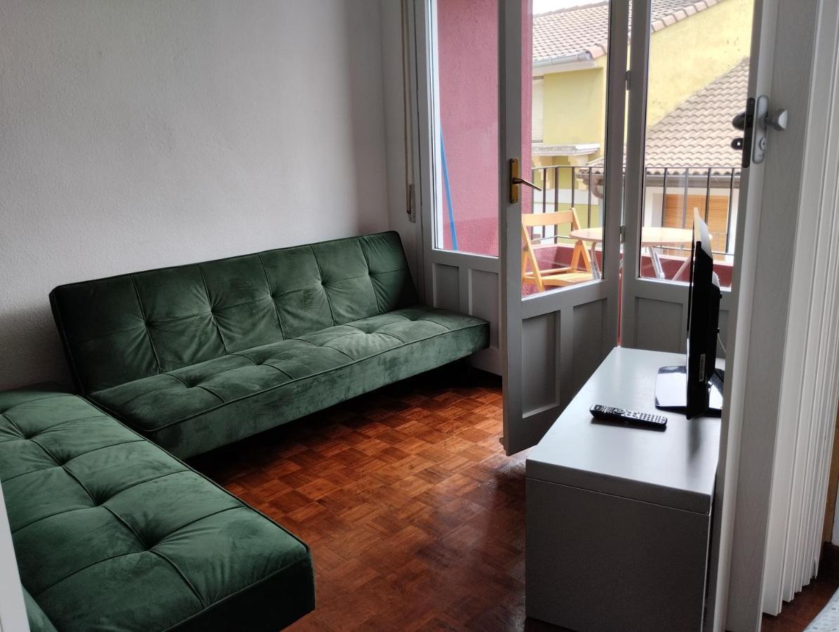 Luminoso, Centrico Y Silencioso Apartamento Jaca Eksteriør billede